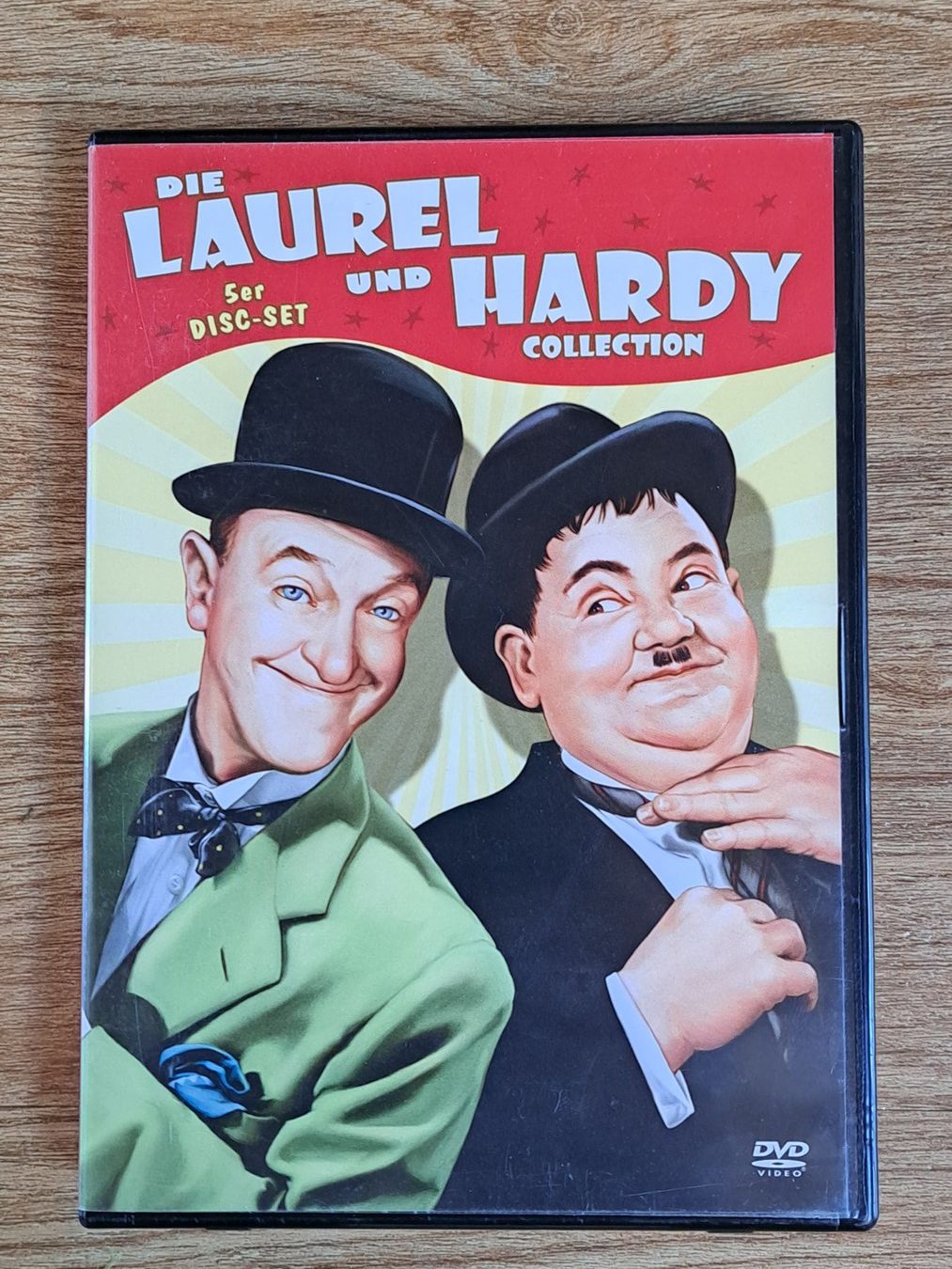 Alle DVDs: Die Laurel und hardy Collection, Box Set mit 5 Discs – Gebraucht aus Unterseen von Kanica
