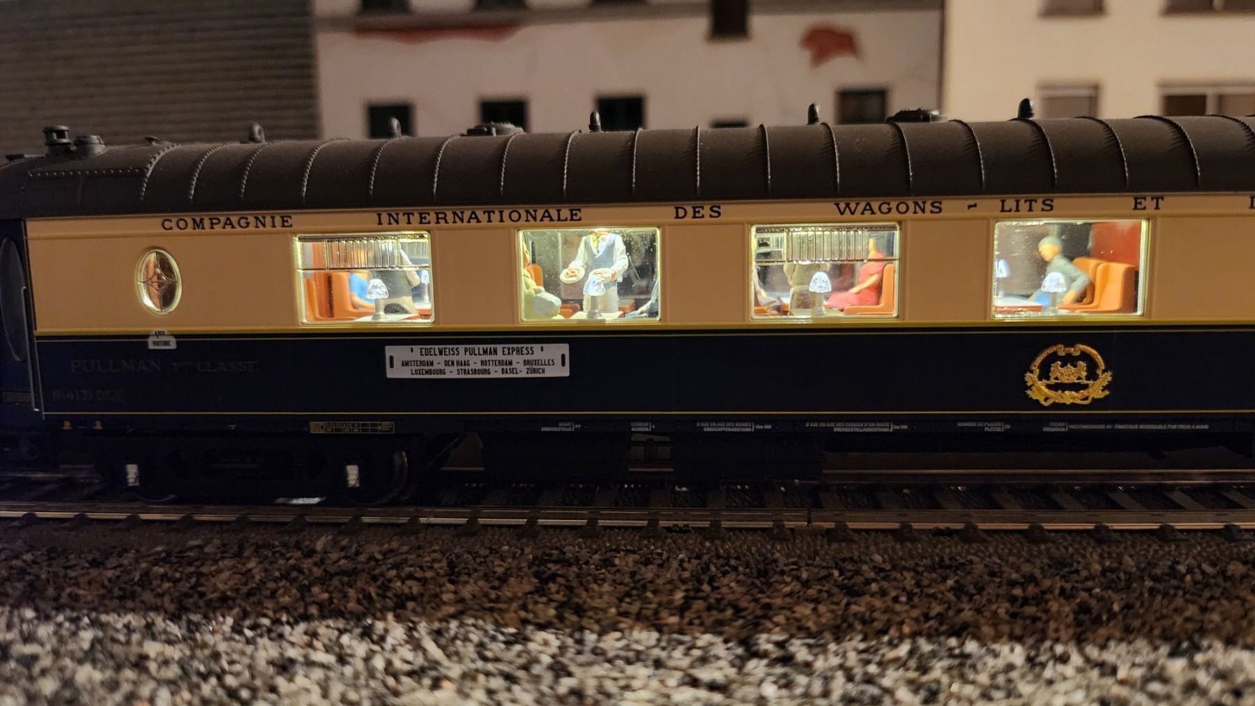 Trix Modellini di ferrovie: Trix Pullmannwagen Set Edelweiss CIWL 6 tlg. H0 – Nuovo (secondo la descrizione) da Wittenwil venduto da ced_q8j7 9