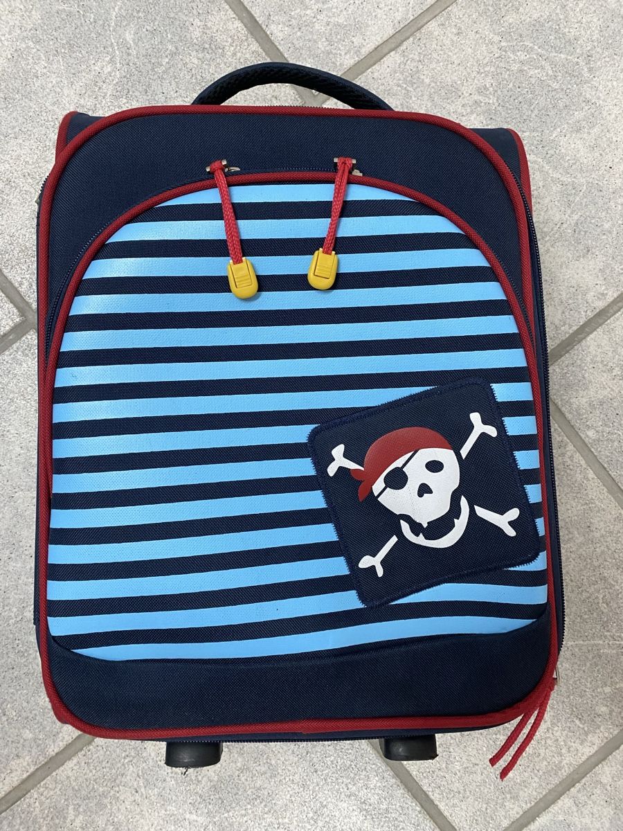 Reisekoffer: Kinderkoffer mit Nessesaire  – Gebraucht aus Würenlos von fasp2012