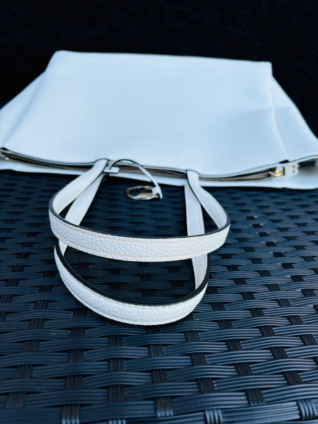 Calvin Klein Taschen für Damen: Calvin Klein Tasche – Gebraucht aus Steinen von FIN 1