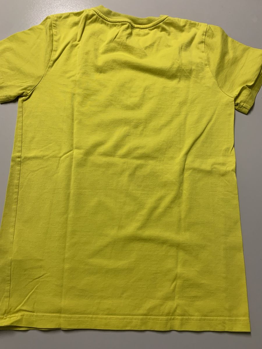 Givenchy T-shirt: Givenchy Shirt für 12-jährige – Nuovo (secondo la descrizione) da Waltenschwil venduto da pipapo71 1