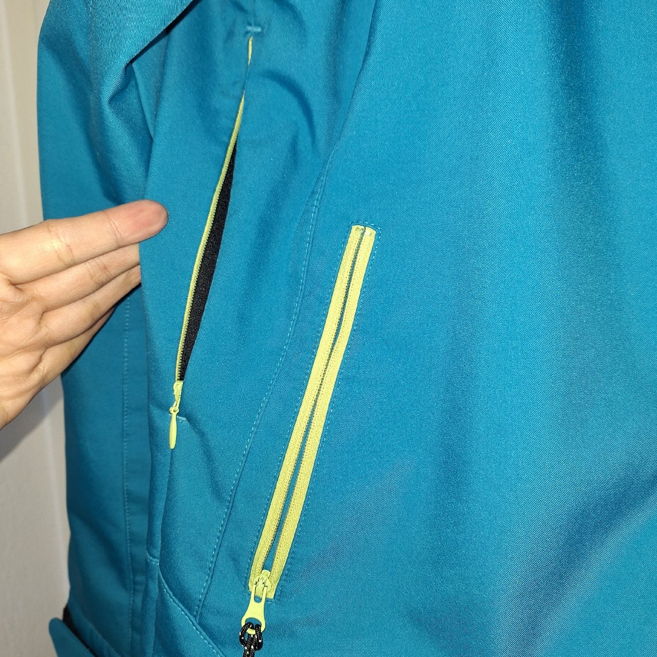 Sherpa Vestes: Sherpa Windjacke türkis,  Gr. S – D'occasion à Winterthur par Goldpipau 2
