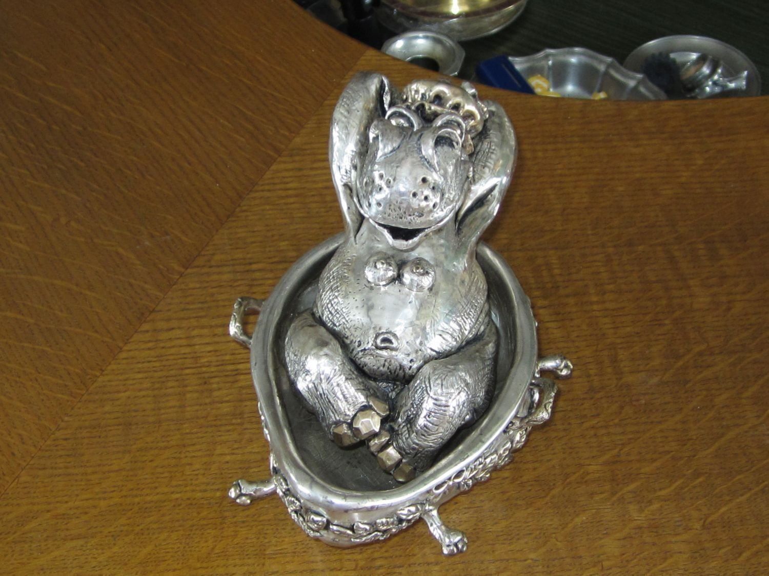 Sculture & Statue: Skulptur Nilpferd in Wanne Silber 925 – Nuovo (secondo la descrizione) da Eschenbach venduto da Alicekunst 1