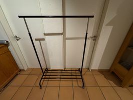 Garderobenständer mit Rollen, schwarz, Höhe verstellbar