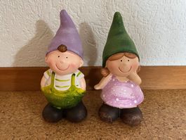 2x Dekorationsfigur/Gartenzwerg (Mädchen & Junge mit Mützen)