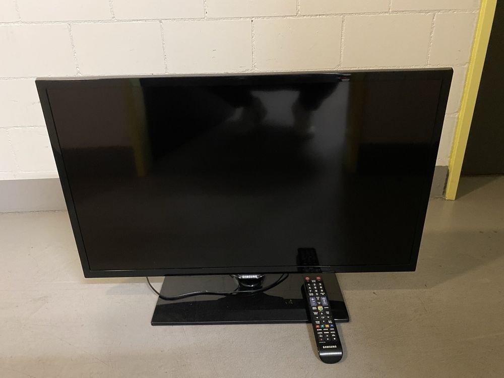 Samsung Fernseher 35 Zoll Kaufen auf Ricardo