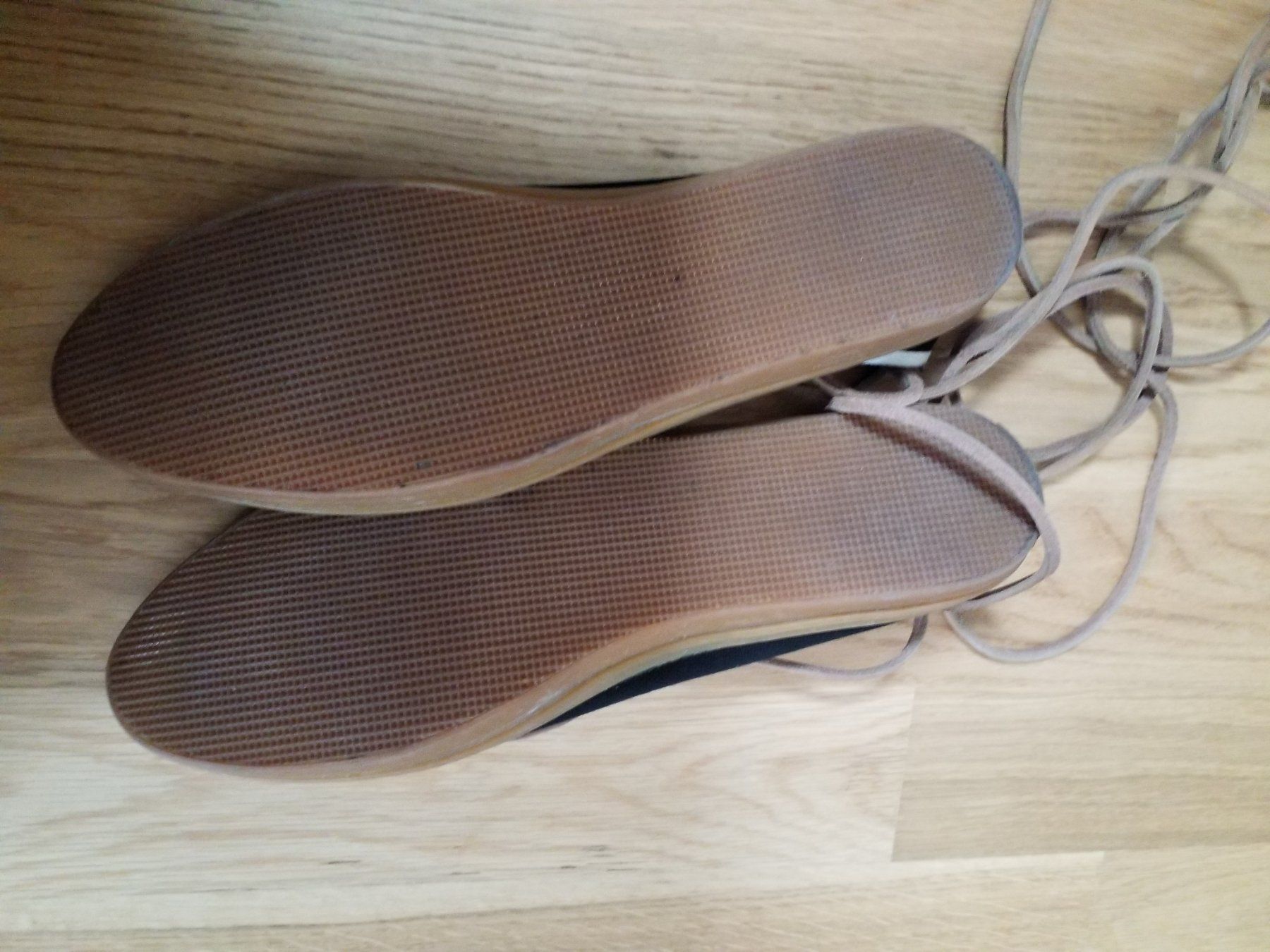 Saint Laurent Scarpe da donna: Yves Saint Laurent shoes – Usato da Luzern venduto da _Lobster_ 4