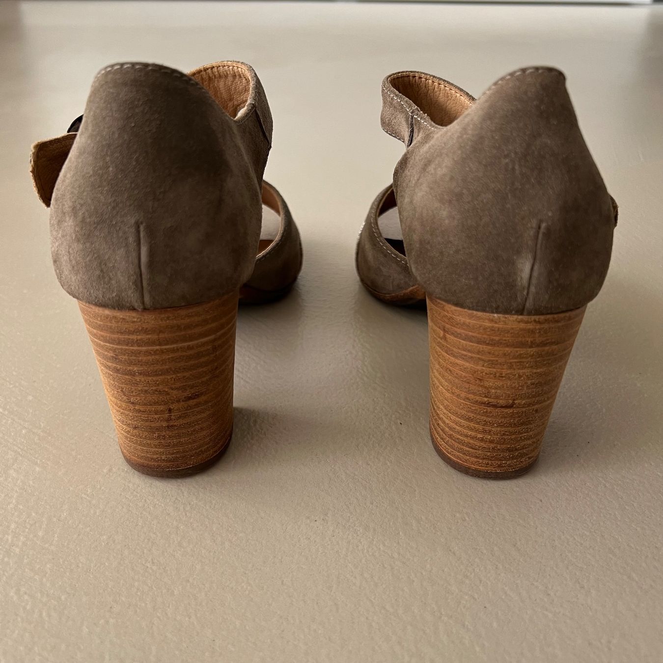 Damenschuhe: GIANLUCA TOMBOLINI Leder Sandalen – Gebraucht aus zürich von vintage12 6