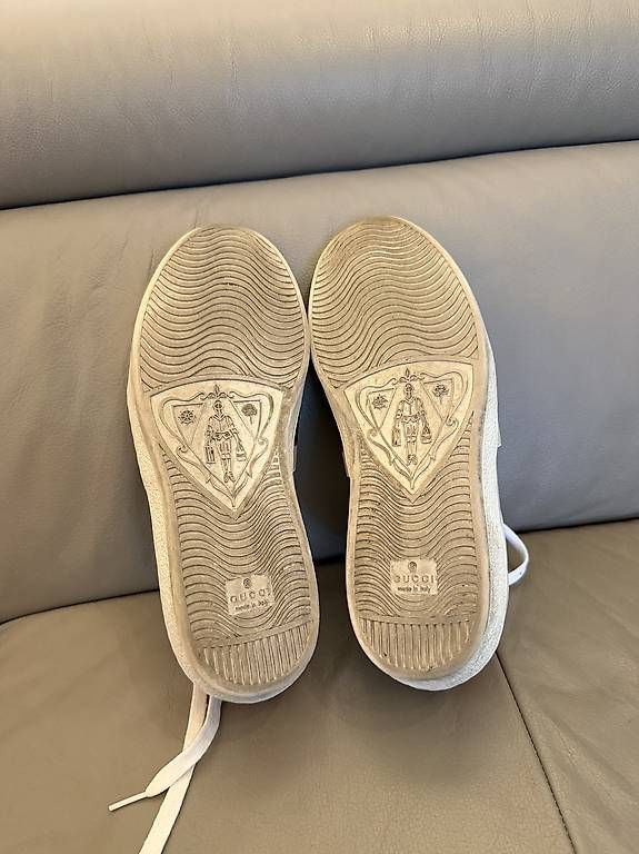Gucci Herrenschuhe: Chaussures Gucci 42/43 – Gebraucht aus Nyon von lio_5n8l 4