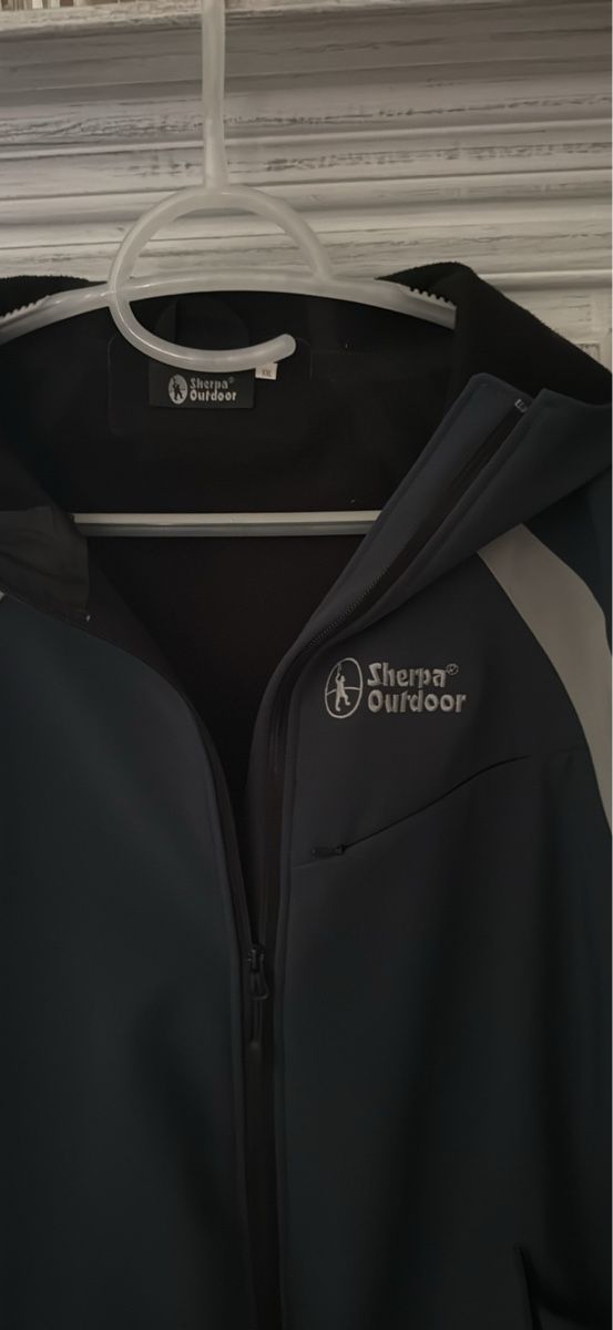 Sherpa Jacken: Herren Outdoor Jacke Sherpa – Gebraucht aus Schaffhausen von Ibag 1
