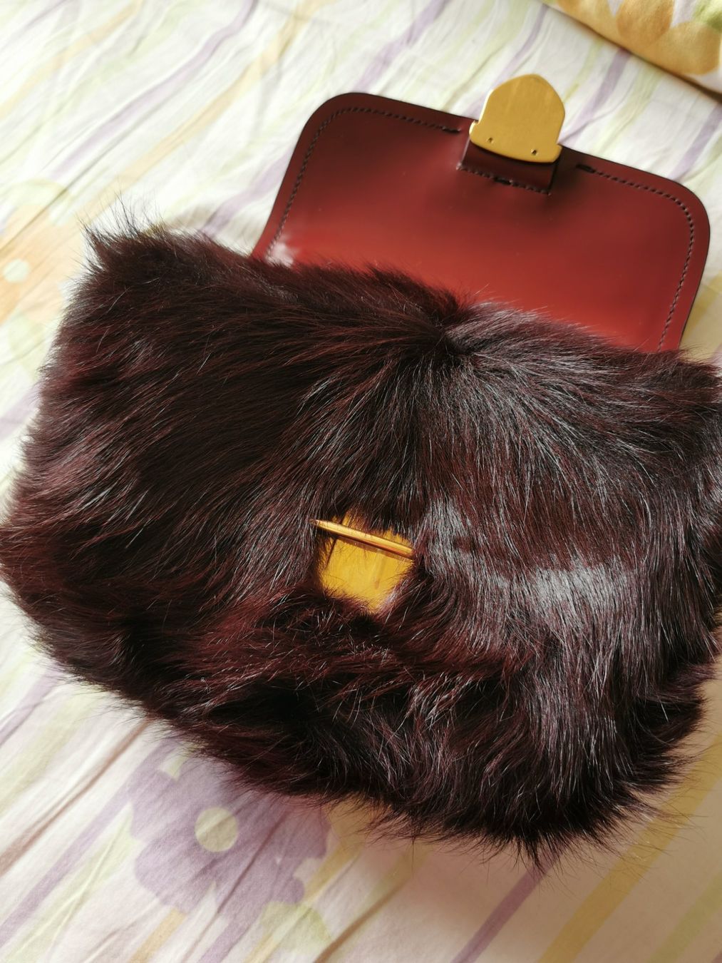 Prada Borse da donna: Prada Runway Limited Edition Fox Fur Leather Handbag – Nuovo (secondo la descrizione) da Spreitenbach venduto da Catticoooorn 2