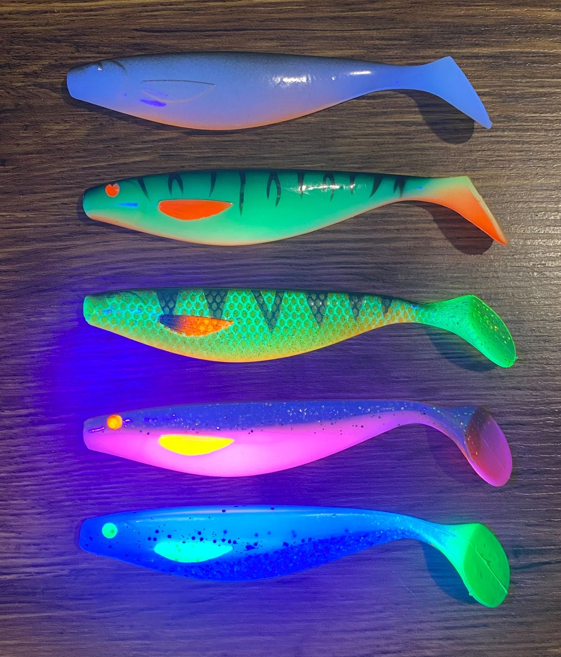 Esche: BALZER Shirasu UV Booster Shad 13 cm - Set – Nuovo e nell'imballaggio originale da Widnau venduto da Fishingtackle_Oggy 2