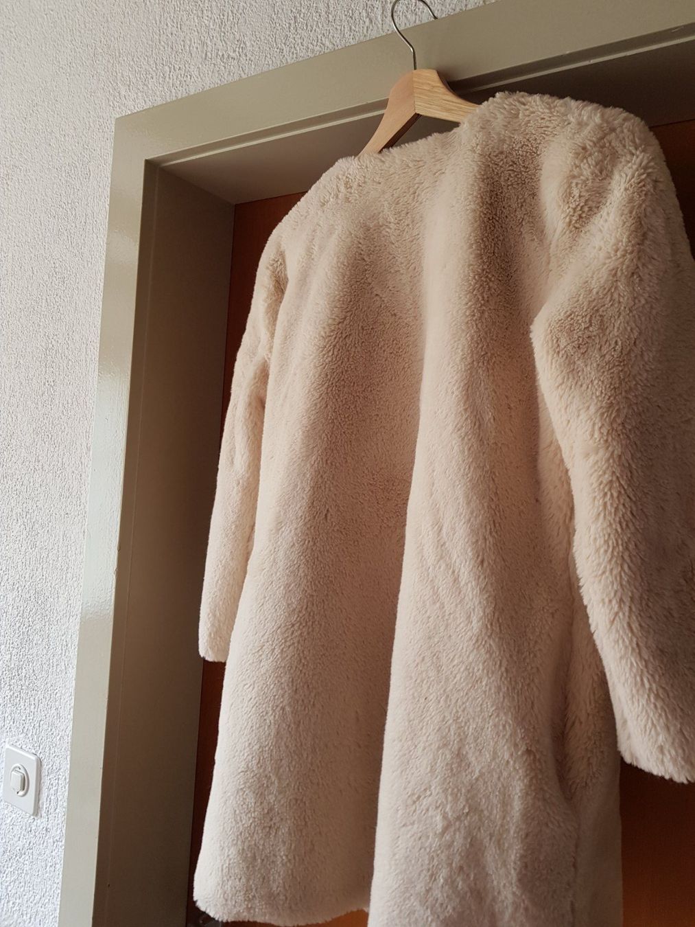 Giacche: Flauschige Jacke – Usato da Flaach venduto da shora 1