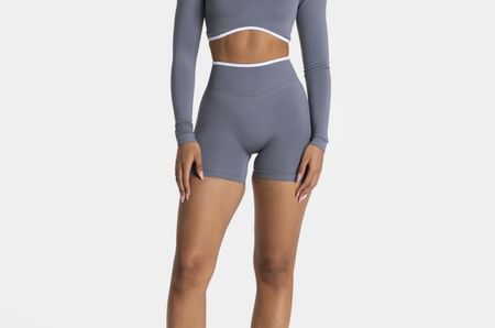 Teveo - Sculpt Scrunch Shorts