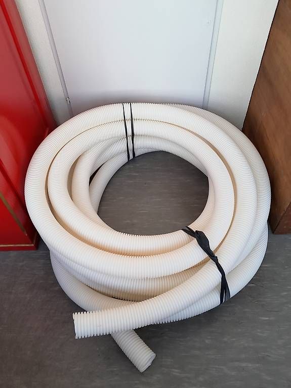 Ventilazione: Lüftungsrohr 12m, Klimaflex SB 90 – Usato da Biel/Bienne venduto da Fischera