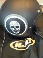 Casque jet HJC noir avec tête de mort, taille M, avec housse