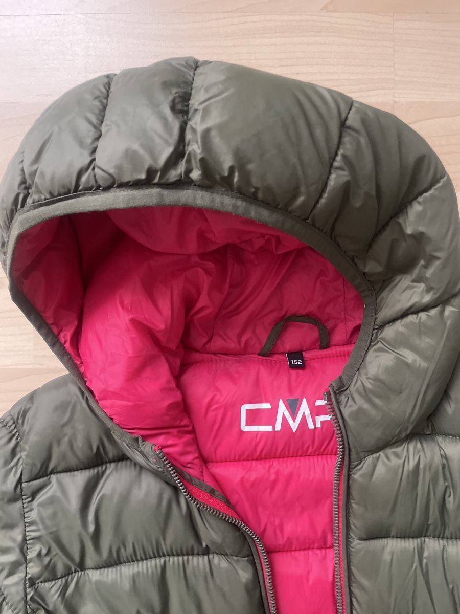 CMP Jacken & Mäntel: CMP Mantel, Olivgrün/Pink, Gr. 152, – Gebraucht aus Wil Sg von mil_r9gx 1