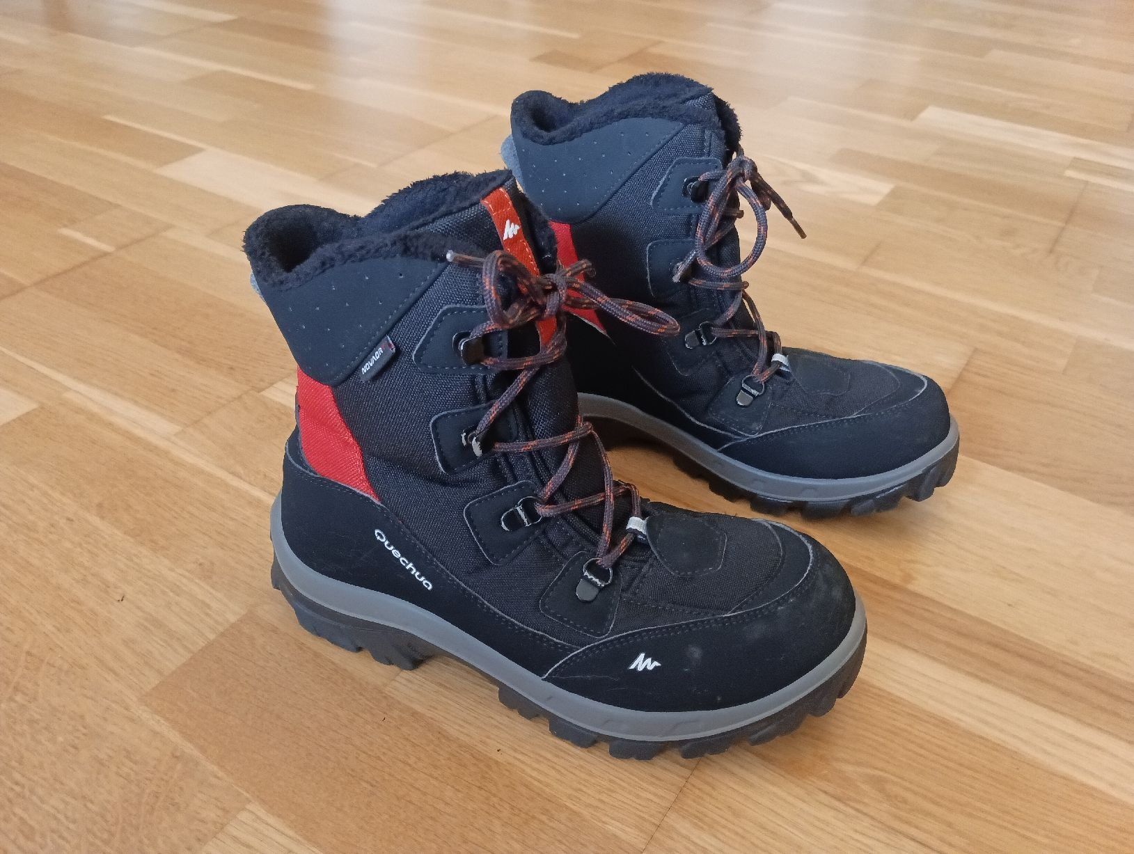 Decathlon Scarpe per ragazzi: Quechua Winterschuhe Gr. 37 - neuwertig – Usato da Burgdorf venduto da W31S 1