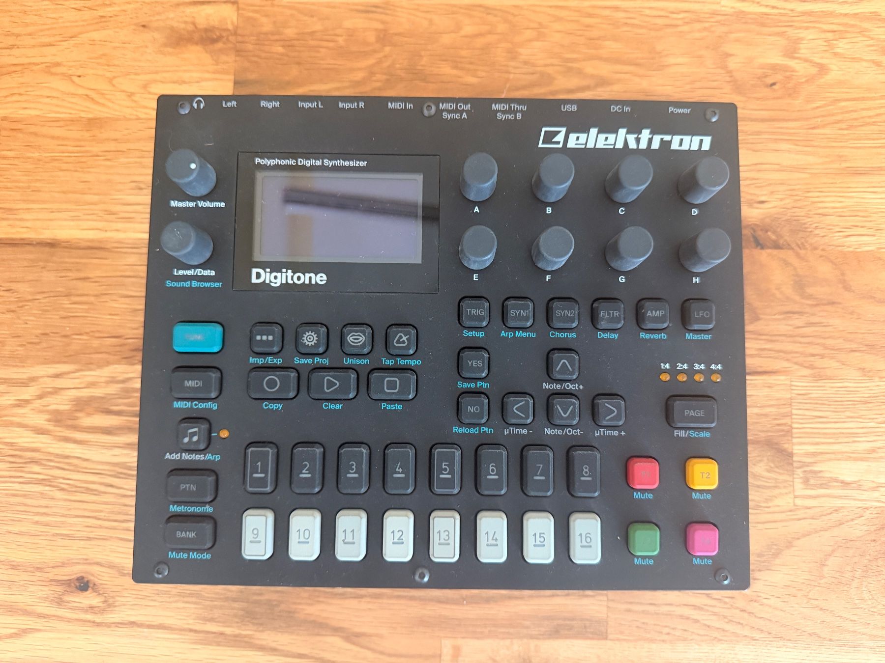 Instruments de musique: Elektron Digitone – D'occasion à Bern par DanielSupernova