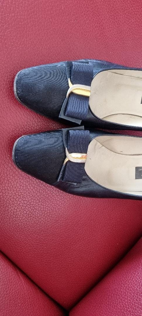 Bally Scarpe da donna: Bally bleu marin T 7 – Usato da Tolochenaz venduto da nieeva 1