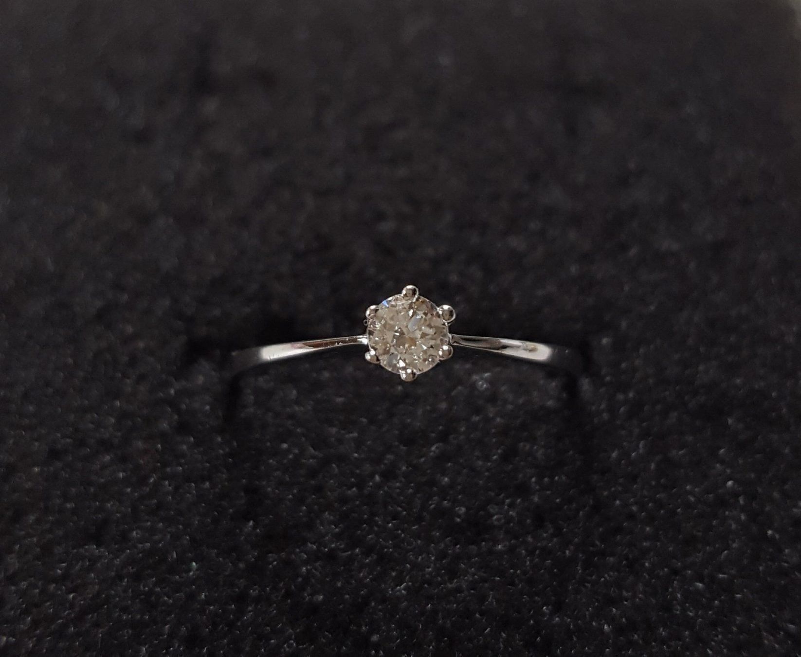 Anelli: 750 Weiss Gold Solitär Ring Mit Brillant – Usato da Wald ZH venduto da Dasilver 2