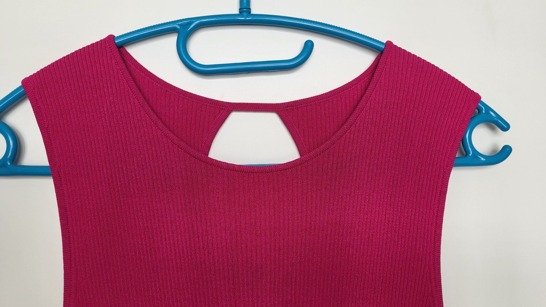 Hallhuber Tops: HALLHUBER Top, fuchsia, S – Gebraucht aus Münchenstein von Trinity 1