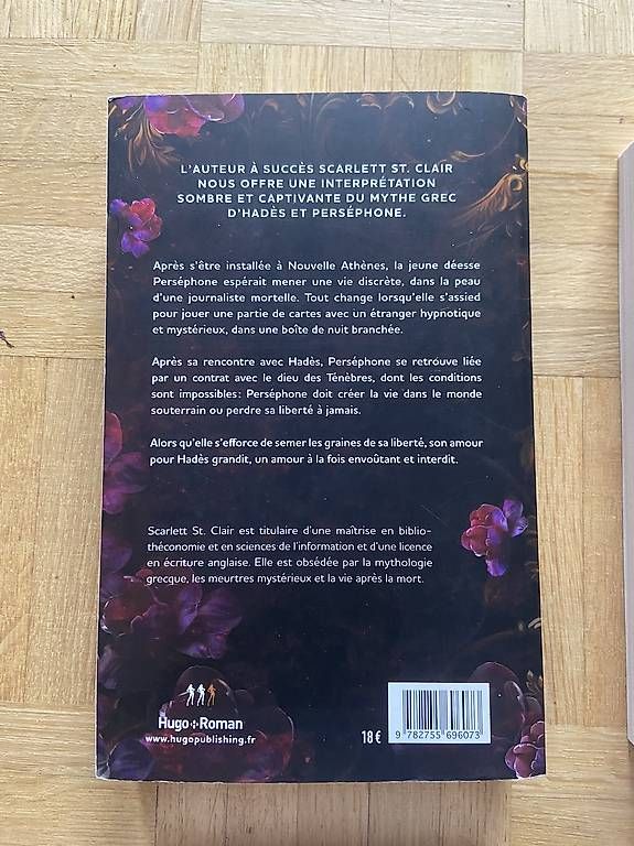 Livres: Hadès et Perséphone - Scarlett St. Clair – D'occasion à Perroy par Tatian_A 1