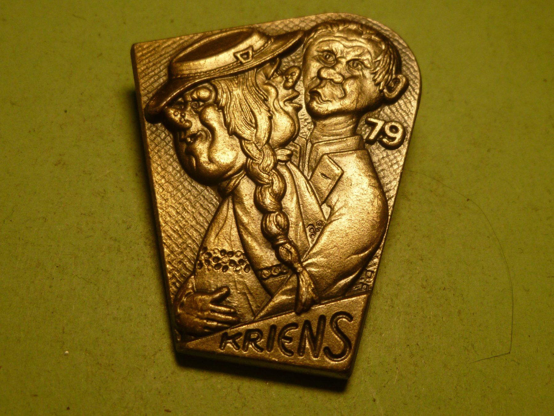Plaketten & Abzeichen: KRIENS 1979 SILBER – Gebraucht aus Ried (Muotathal) von Mandarin02