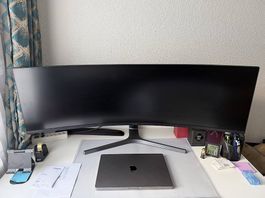Samsung Curved G9 Odyssey 240 Hz Top Zustand