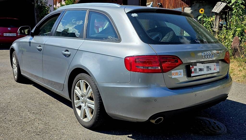 Autos: Audi A4 3.0 tdi quattro  – D'occasion à Heiligkreuz (Mels) par Beyond-Auto 1
