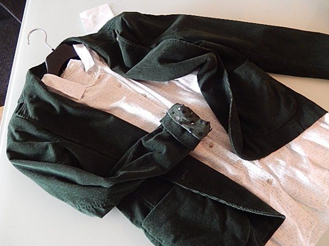 Esprit Lotti di vestiti: Kombination Blazer/Bluse – Usato da Aesch venduto da alaine6262 3