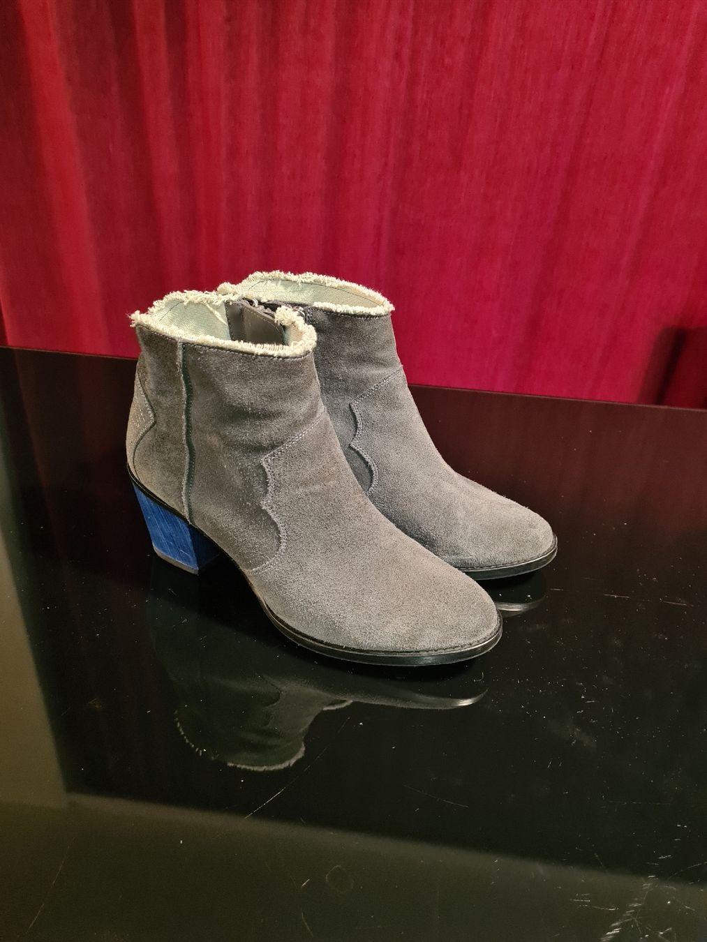 Scarpe da donna: ZADIG&VOLTAIRE BOOTS Gr 38 – Usato da Kloten venduto da Kri23