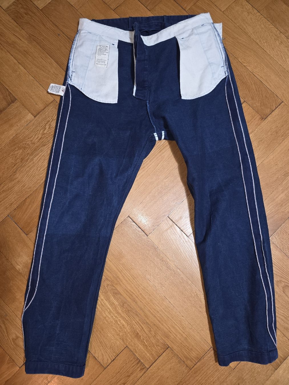 Pantalons: 1ST PAT-RN (first pattern) – D'occasion à Lausanne par reinold 6
