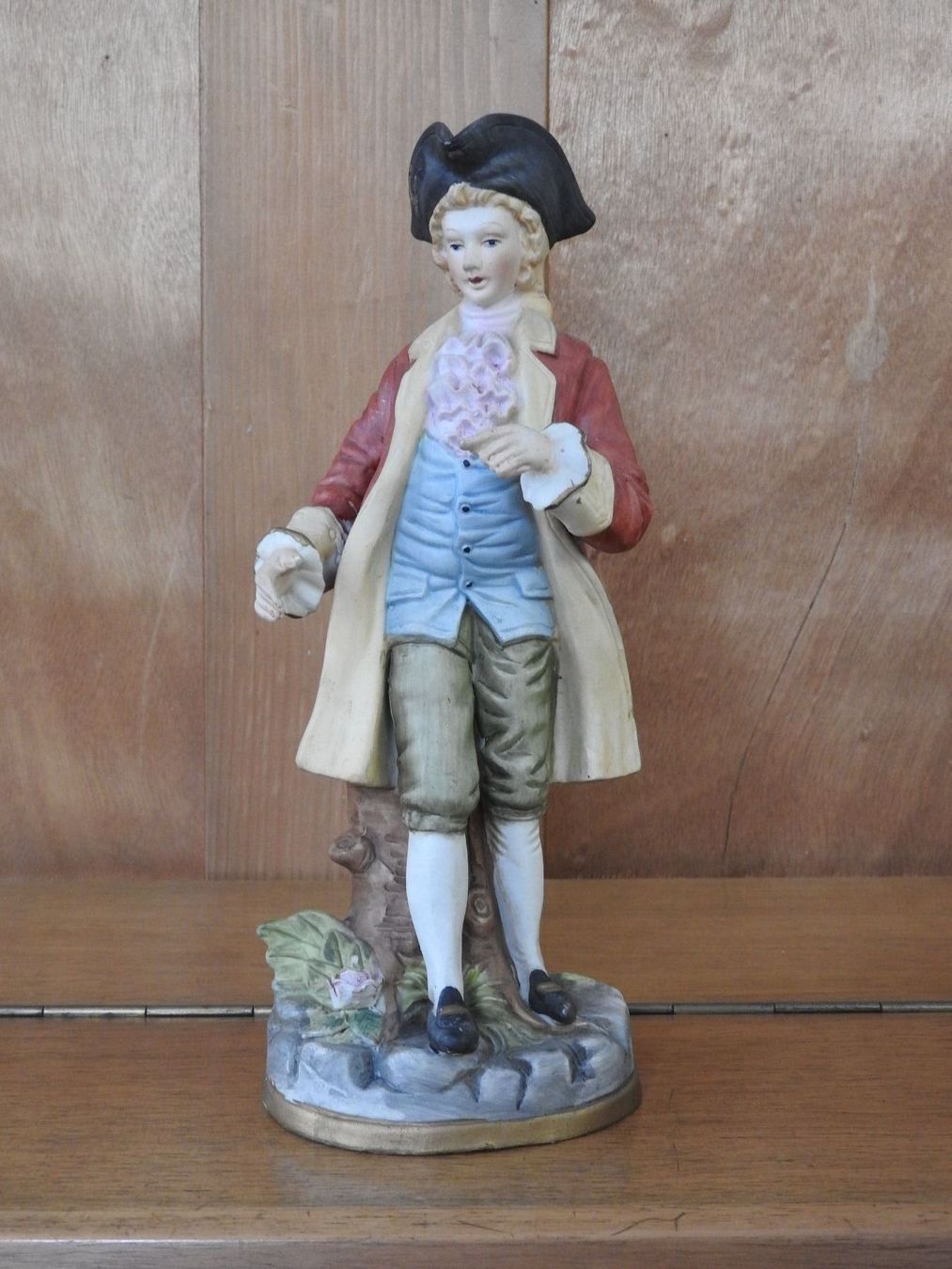 Figuren: Edelmann - Porzellanfigur – Neu (gemäss Beschreibung) aus Stetten AG von Brissago25 1