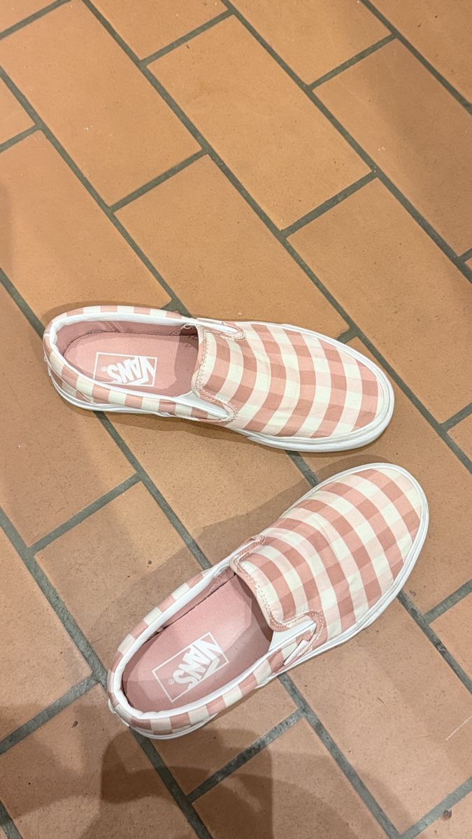 Vans Damenschuhe: Vans Slipon Pink – Gebraucht aus Wallisellen von Sam_128