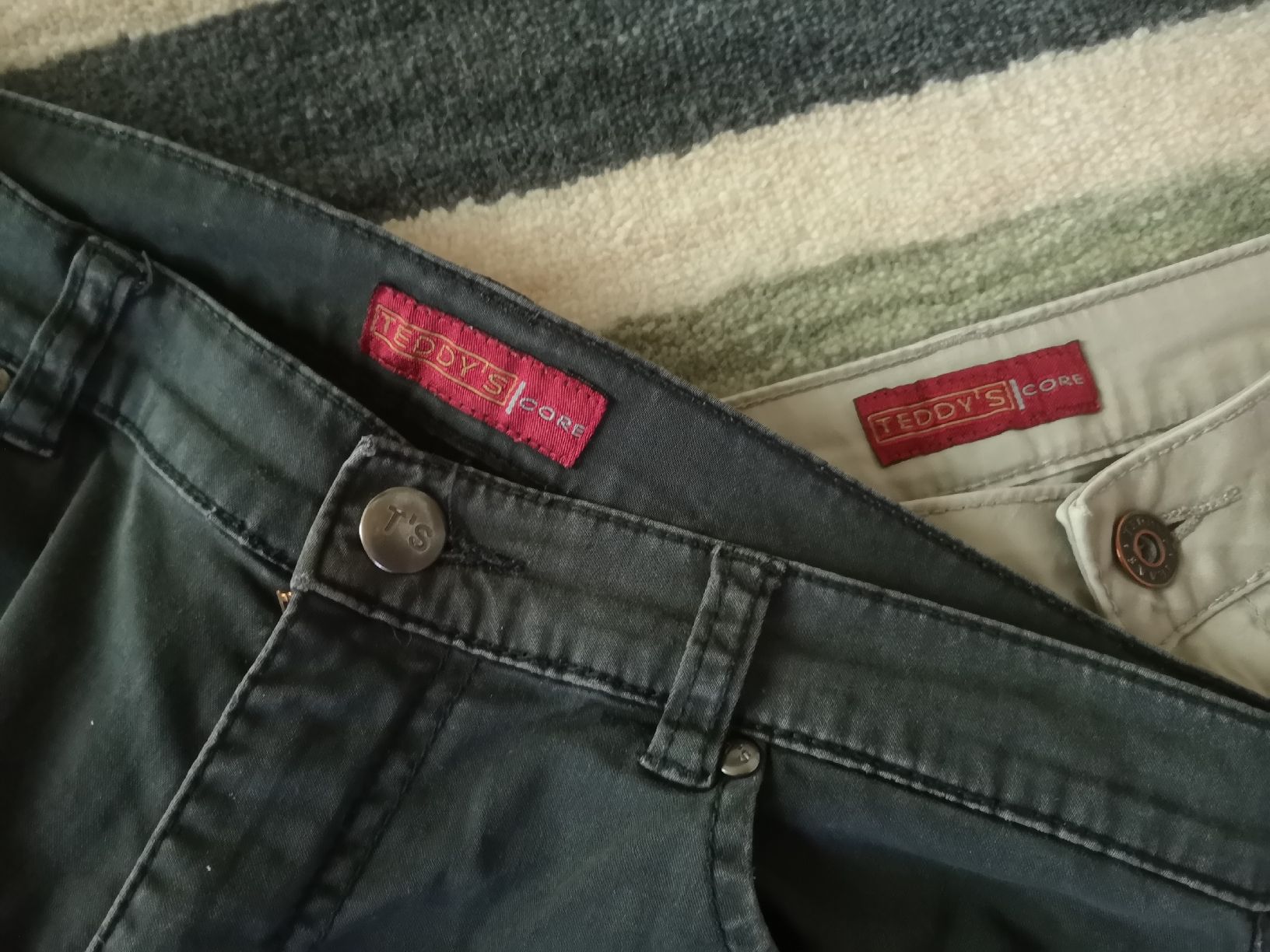 Lotti di vestiti: Hosen Teddy's Gr 38 – Usato da Vordemwald venduto da Esel04 1