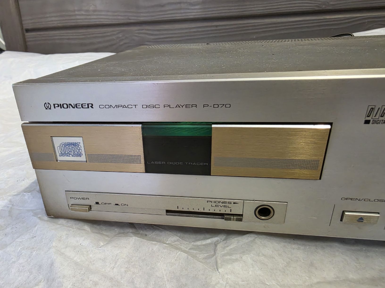 Pioneer Sistemi audio & multimediali: CD-Player Pioneer P-D70 silber – Usato da Olten venduto da Mezopotamya 1