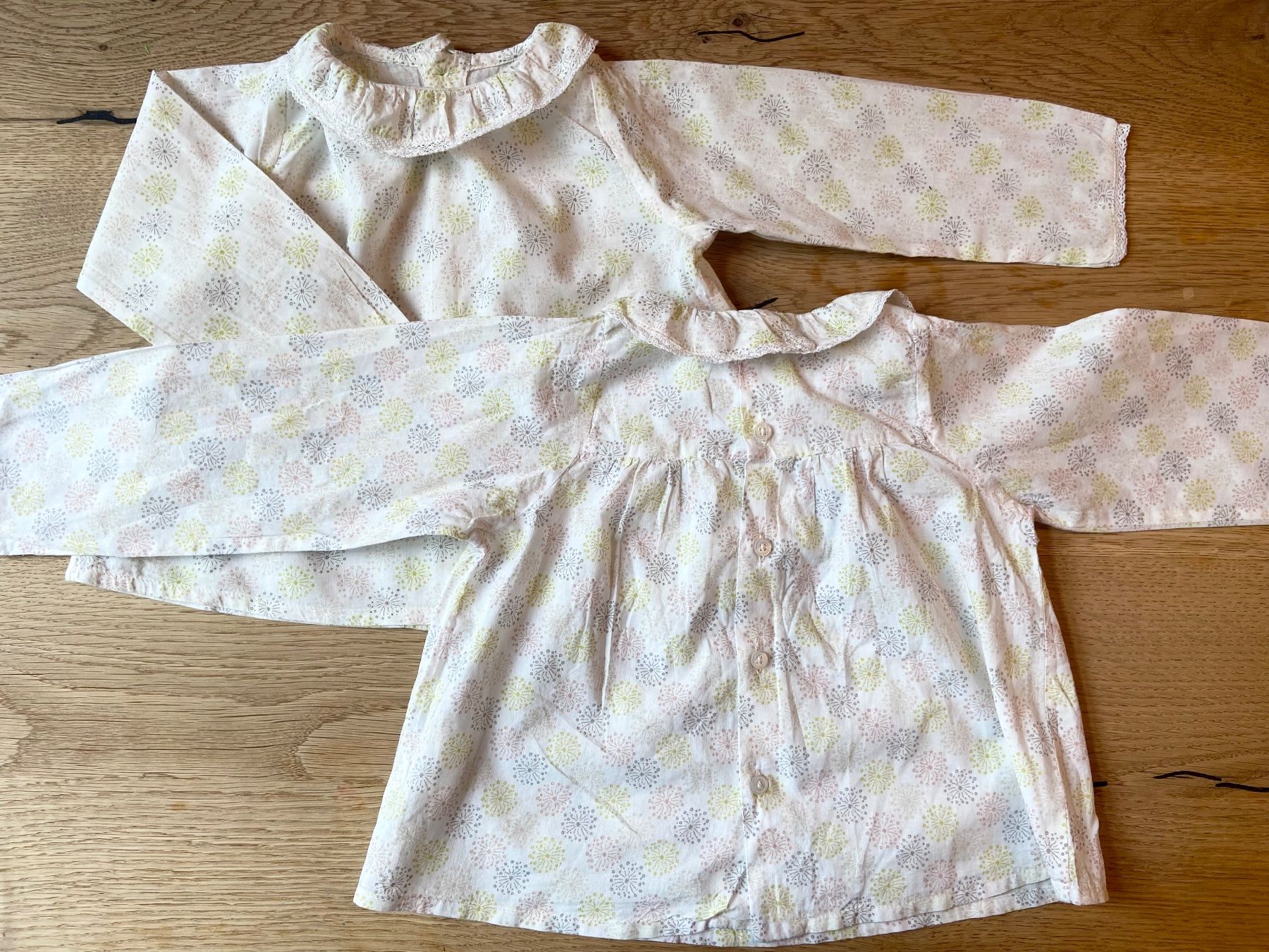 Camicette, T-shirt & Top: Bonnet a Pompon, Top, 2x, Gr. 74, Cotton – Usato da Zürich venduto da Pokimoki_1 2