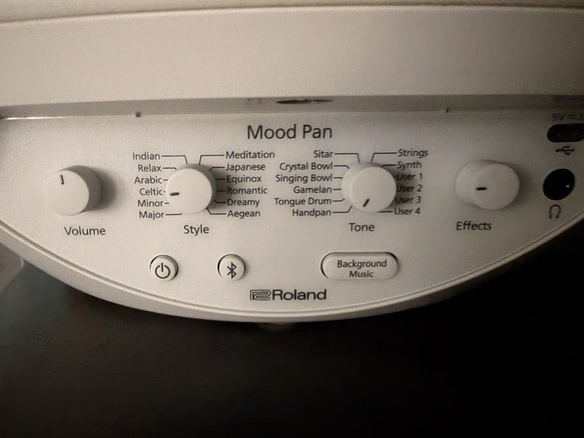 Roland Strumenti musicali: Roland Mood Pan new  – Nuovo (secondo la descrizione) da Morges venduto da AlexisHHH 1