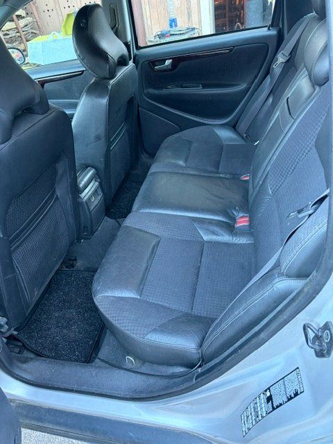 Volvo Automobili: VOLVO V70 T5 – Usato da Diegten venduto da hawk57 6
