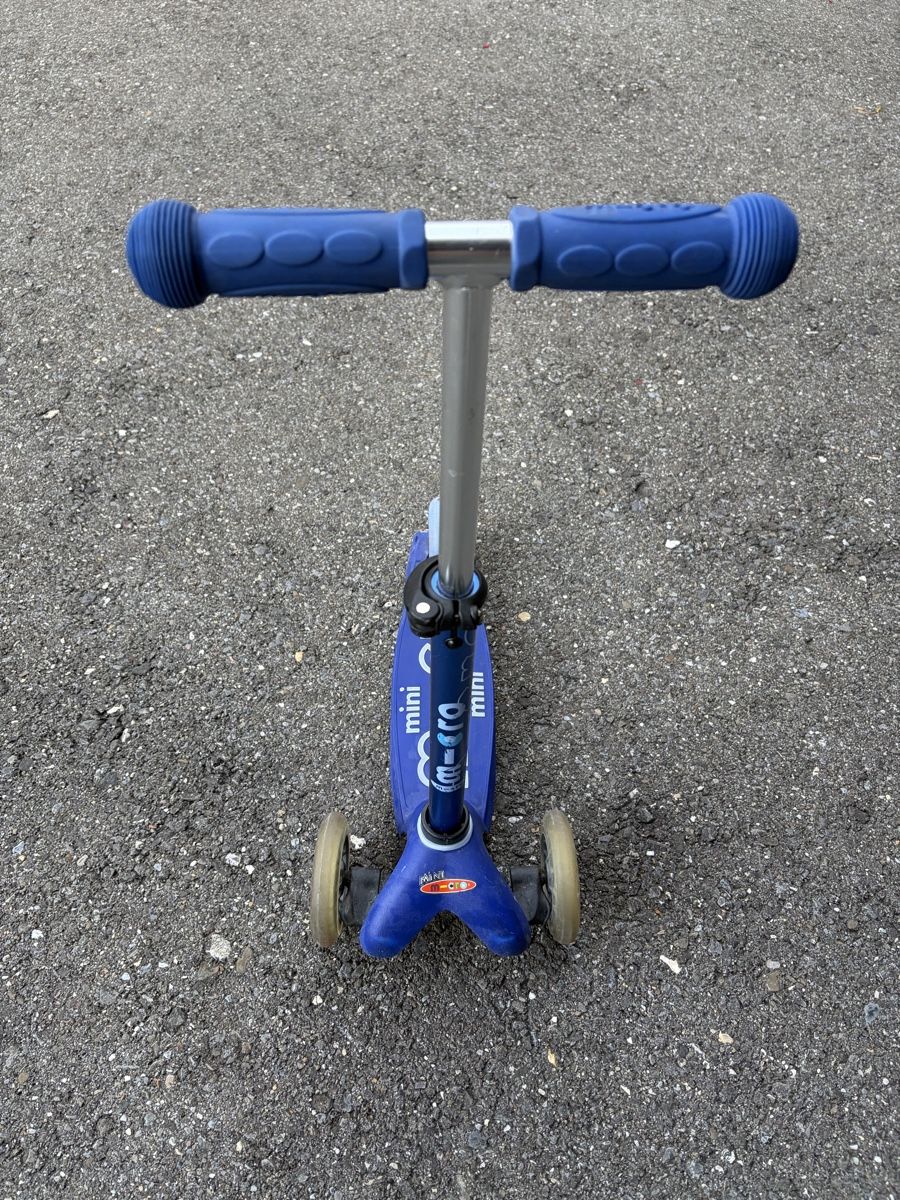 Micro Kickboard: Micro Mini - Inkl. Sitz und Stange 🛴 – Usato da Sevelen venduto da gsandax 2