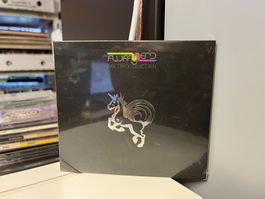 Fluffy Nerd - Six Trick Unicorn - HA11F
