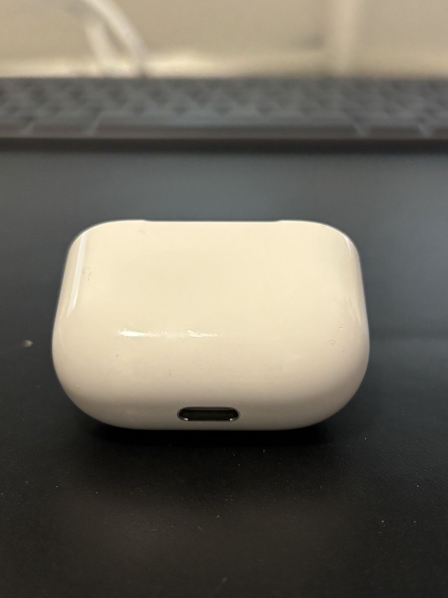 Apple Coques & Protection écran: Case - Airpods 4 – D'occasion à Hünenberg par Wetlu 2