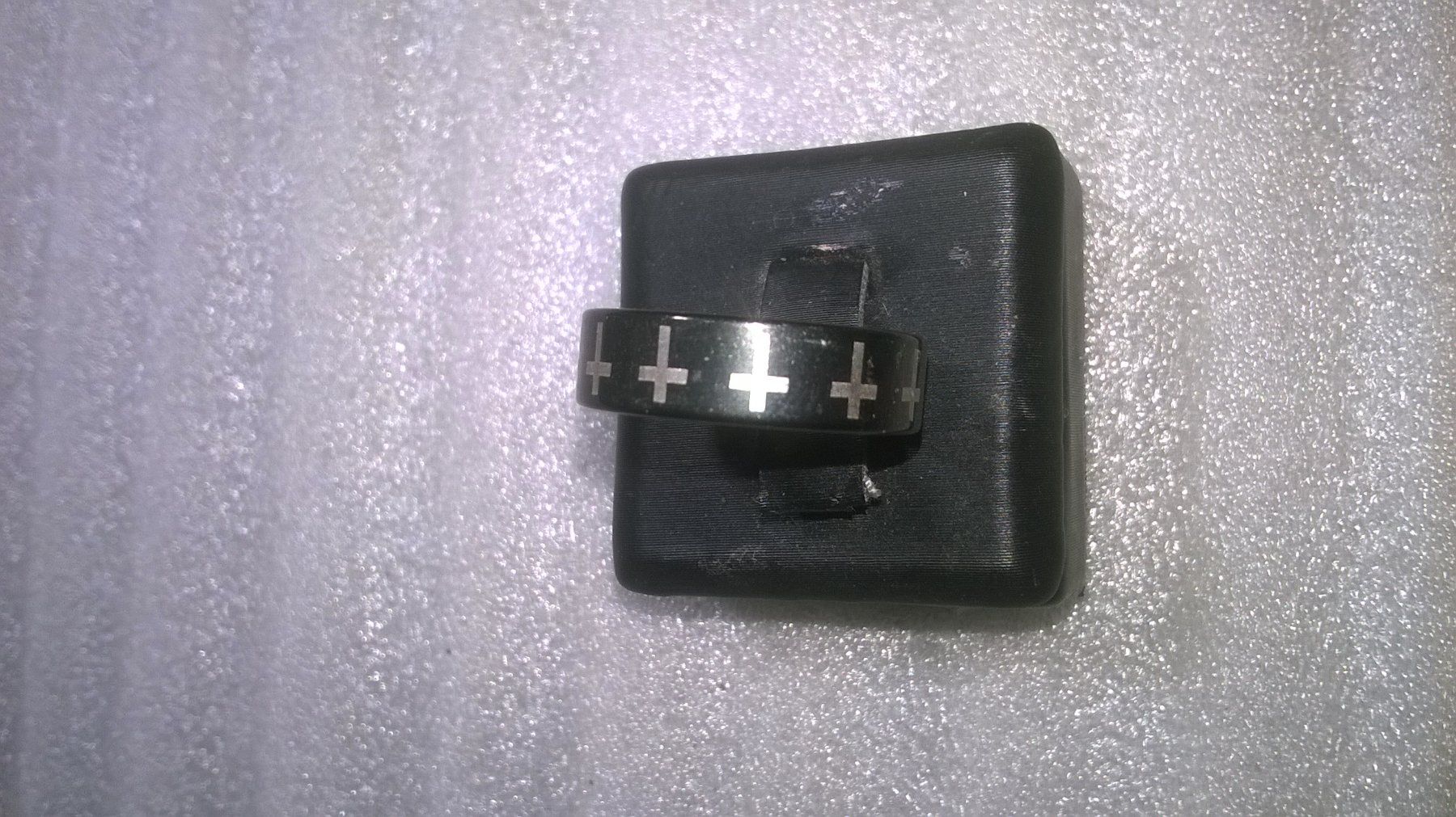 Anelli: ring edelsthal,,schwarz mit ein kreuz – Nuovo (secondo la descrizione) da Basel venduto da bijoutrie_4 2