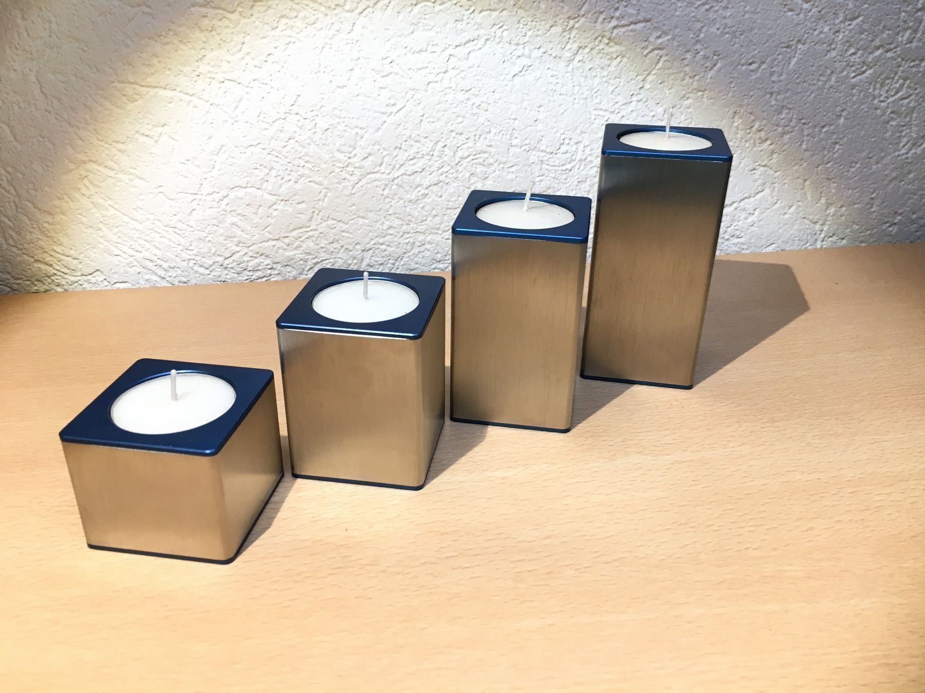 Portacandele: Kerzenständer Tischmodell CUBE / Geschenk Idee – Nuovo e nell'imballaggio originale da Hinwil venduto da Samick