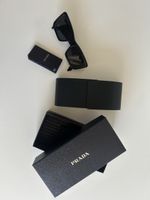 Lunettes de soleil Prada