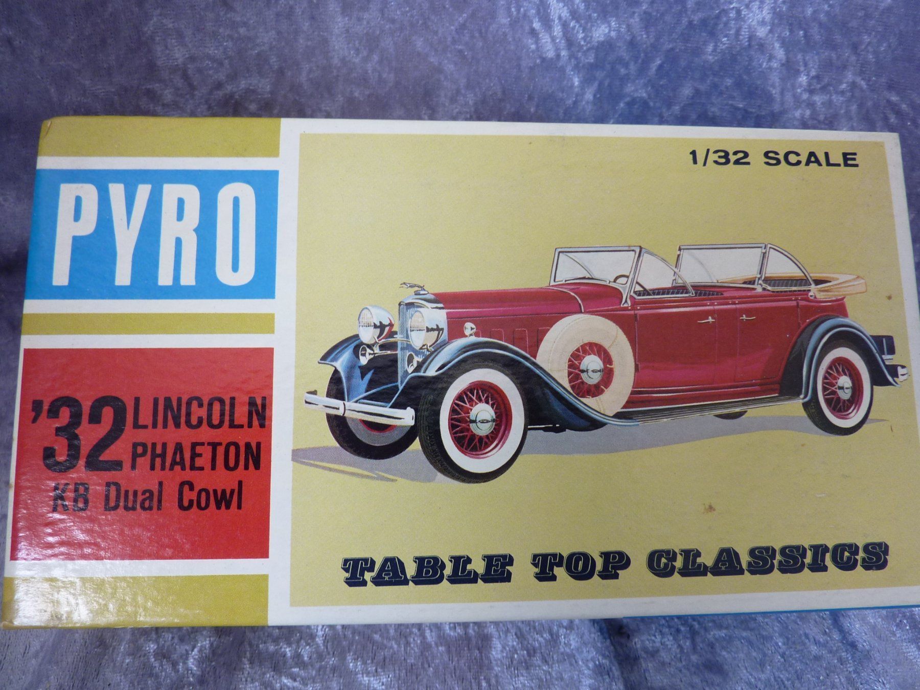 Modellini d'auto: Lincoln Phaeton 1932 1:32 – Nuovo (secondo la descrizione) da Dürrenäsch venduto da modellautos4you