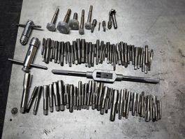 Tarauds et filières grand lot