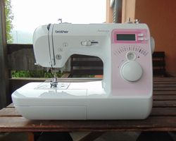 Nähmaschine Brother innov-is 10, neu, mit Gratis-Versand