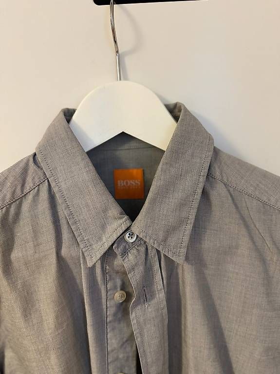 Chemises: Hugo Boss Hemd Grau Gross S – D'occasion à Luzern par Jdasilva 1